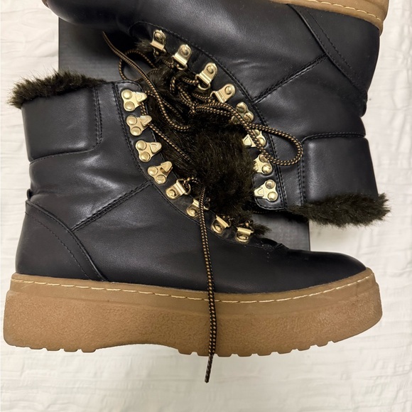 Zara faux fur lined boots size 37 - Picture 2 of 4